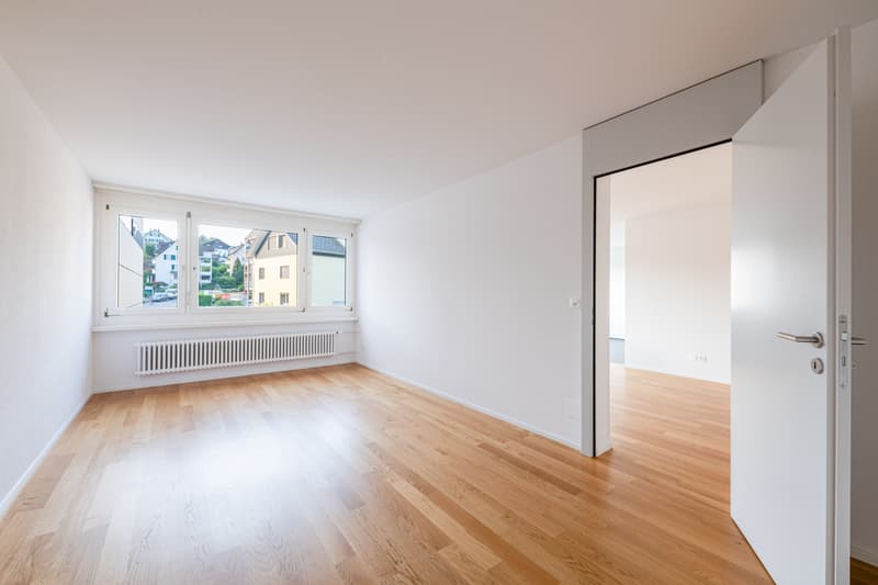 Geräumige 2.5 Zimmerwohnung (2)