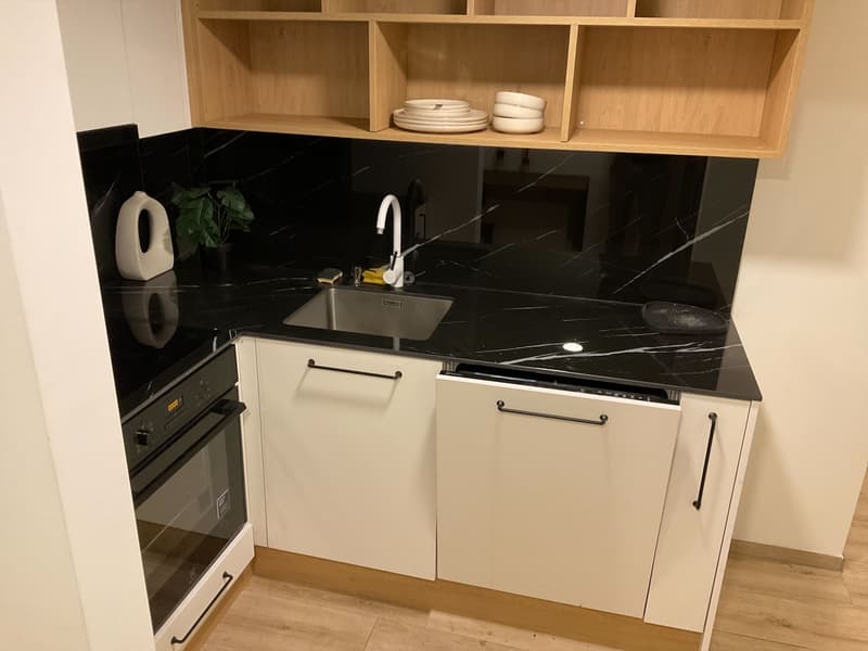 Schönes Atelier mitten in Hergiswil (1)