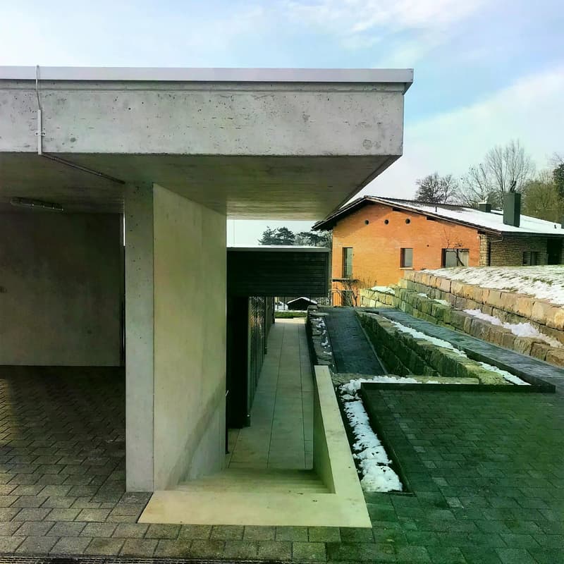 Casa unifamiliare moderna di 4,5 locali con vista panoramica a Evilard (16)