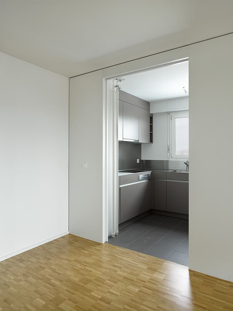 Appartamento moderno 2.5 locali con vista sulla città a Berna (6)