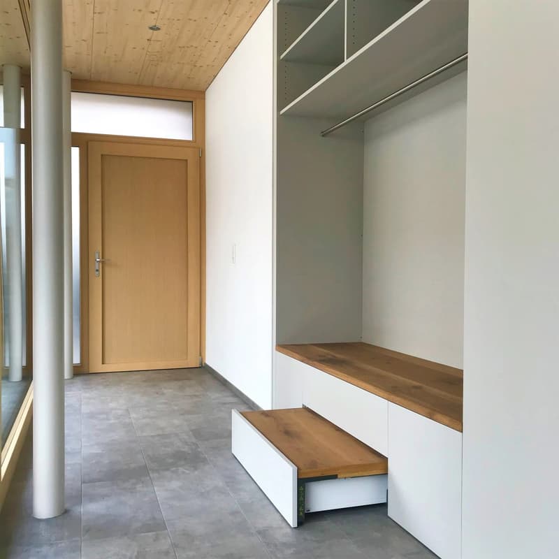 Casa unifamiliare moderna di 4,5 locali con vista panoramica a Evilard (2)
