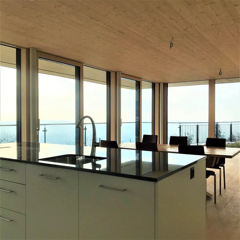 Casa unifamiliare moderna di 4,5 locali con vista panoramica a Evilard (7)