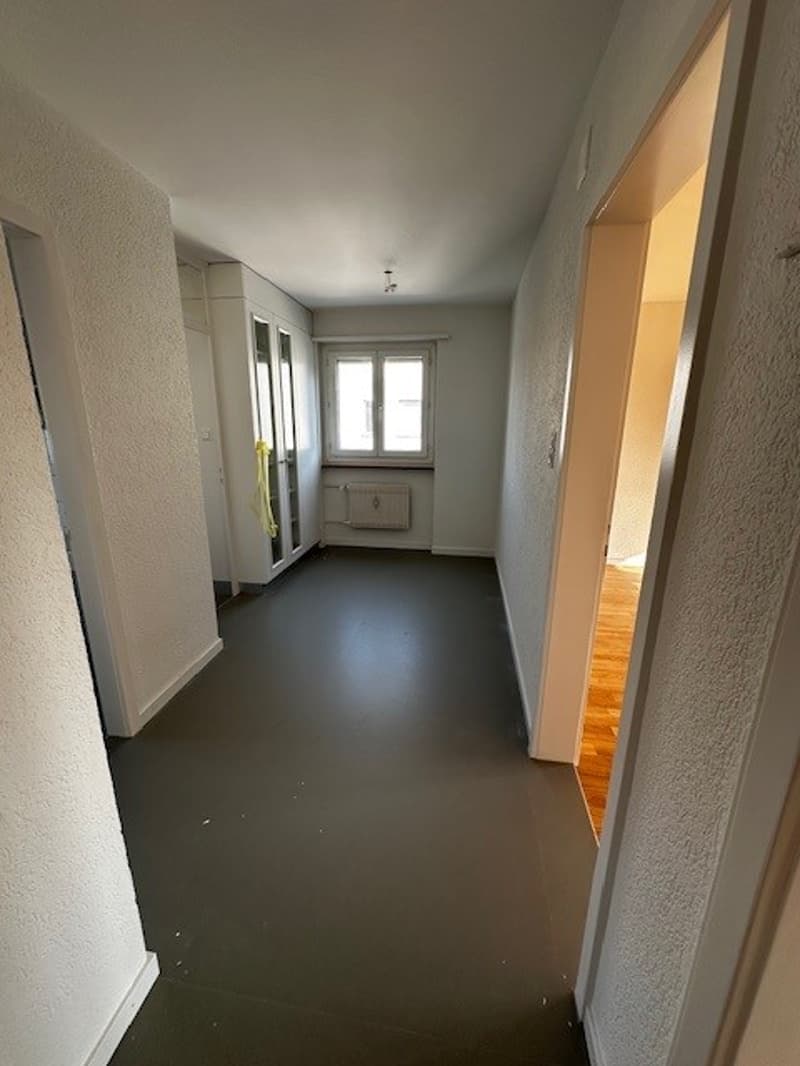 Charming 3-room apartment in a quiet location in Zollikofen (2)
