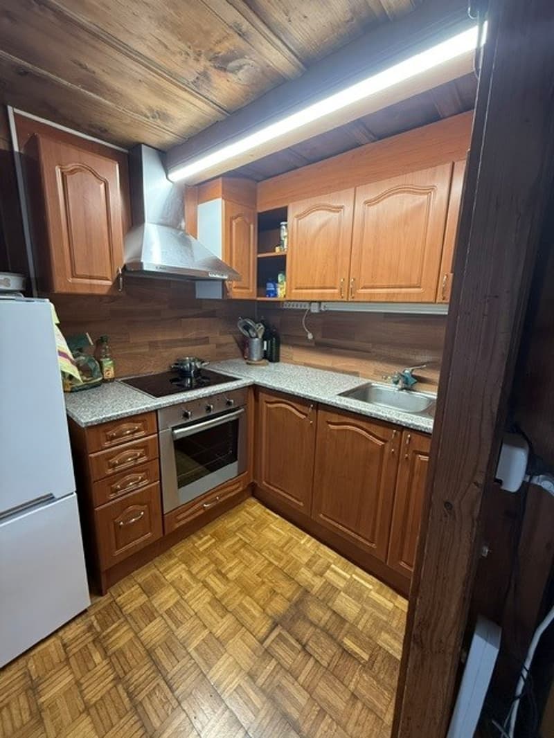 Charmante teilmöblierte 2-Zimmer-Maisonettewohnung in Kallnach (2)