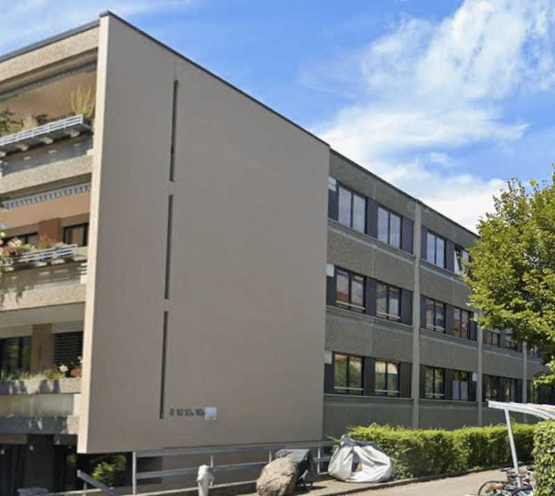 teil möbliertes charmantes Studio in ruhiger Lage zu vermieten (1)