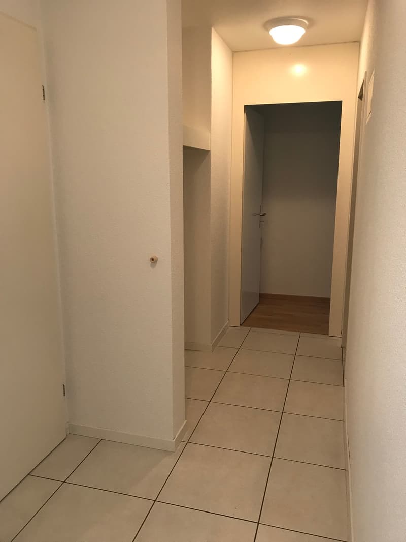 Gemütliche 2-Zimmer-Wohnung mit Balkon in Münchenbuchsee (4)
