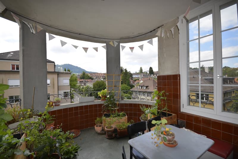 Exklusives Traumobjekt in Bern / 9.5-Zimmer renovierte Altbauwohnung mit gr. Balkon (1)