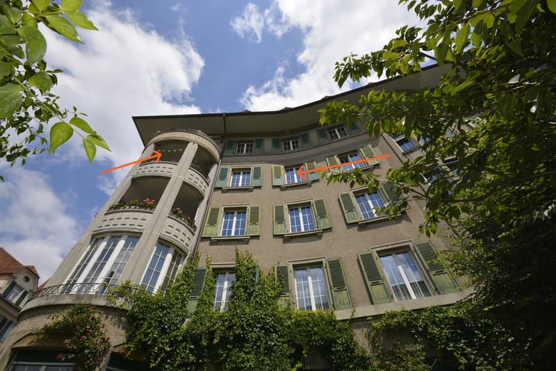 Exklusives Traumobjekt in Bern / 7.5-Zimmer renovierte Altbauwohnung mit gr. Balkon (2)