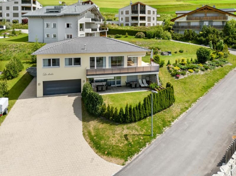 Appartement spacieux en mansarde comme résidence principale (1)