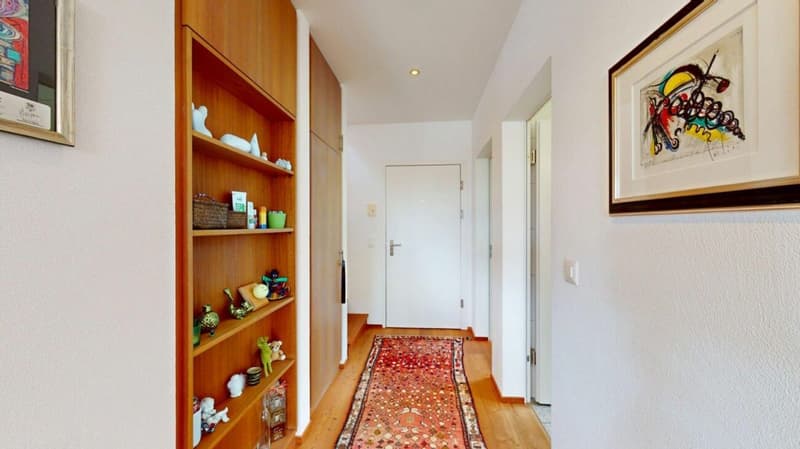 Schöne 5.5 Zimmer Maisonette-Wohnung an zentraler Lage (9)