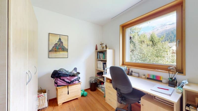 Schöne 5.5 Zimmer Maisonette-Wohnung an zentraler Lage (5)