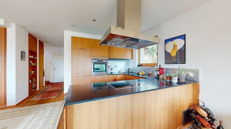 Schöne 5.5 Zimmer Maisonette-Wohnung an zentraler Lage (3)