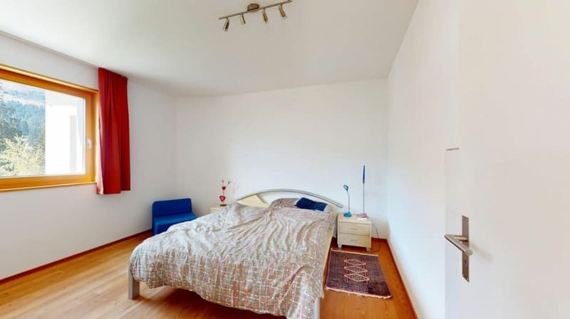 Schöne 5.5 Zimmer Maisonette-Wohnung an zentraler Lage (6)