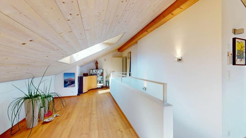 Schöne 5.5 Zimmer Maisonette-Wohnung an zentraler Lage (12)