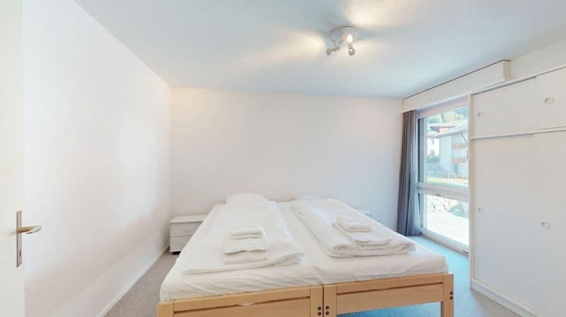 Schöne 3 Zimmer Ferienwohnung mit unverbaubarer Aussicht (8)