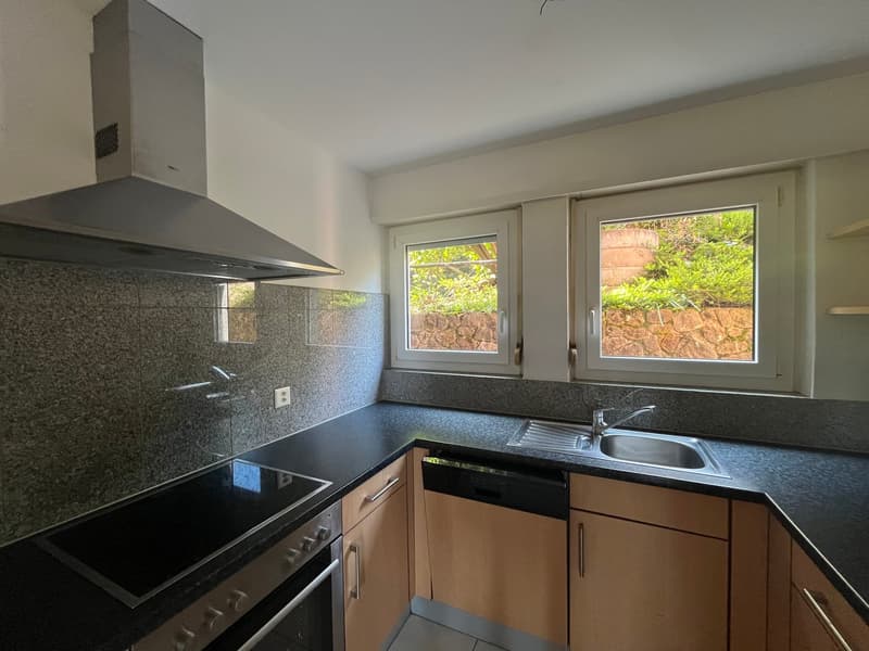 Appartement familial de 3,5 pièces lumineux avec balcon dans un quartier calme (8)