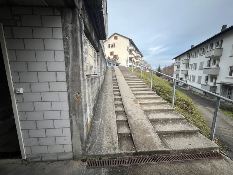 Espace commercial et de stockage à louer à Luzern-Reussbühl (2)