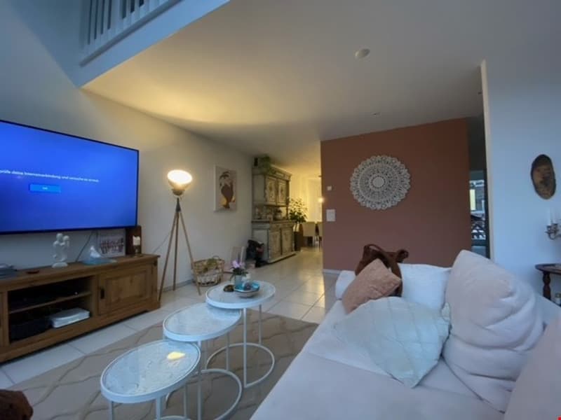 Habiter au bord de la Reuss avec terrasse (9)