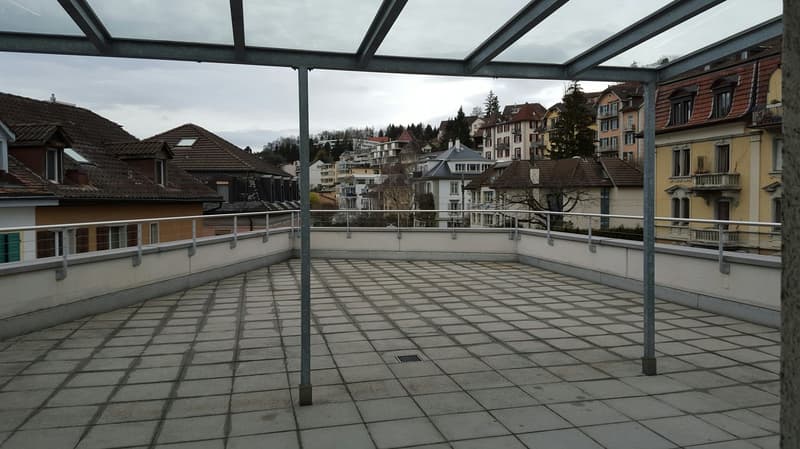 Ottimo appartamento mansardato nel cuore della città di Lucerna in affitto (6)