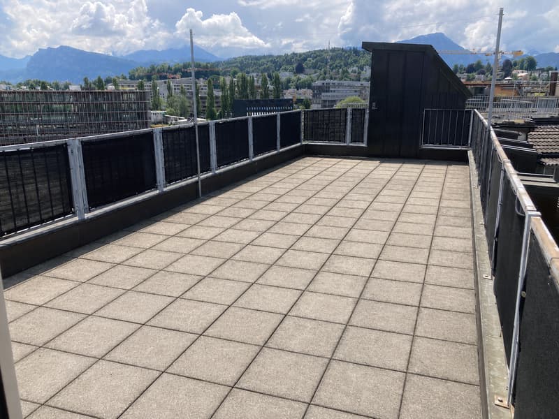 Charmante maisonnette 2.5 pièces avec terrasse sur le toit au cœur de Lucerne (15)