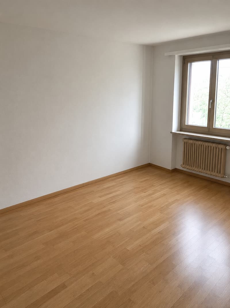 Helle 4-Zimmer-Wohnung mit Balkon in Erstfeld – ab sofort verfügbar (7)