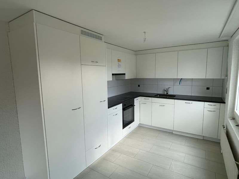 Charmante 4.5-Zimmer-Wohnung mit Balkon in Triengen (2)