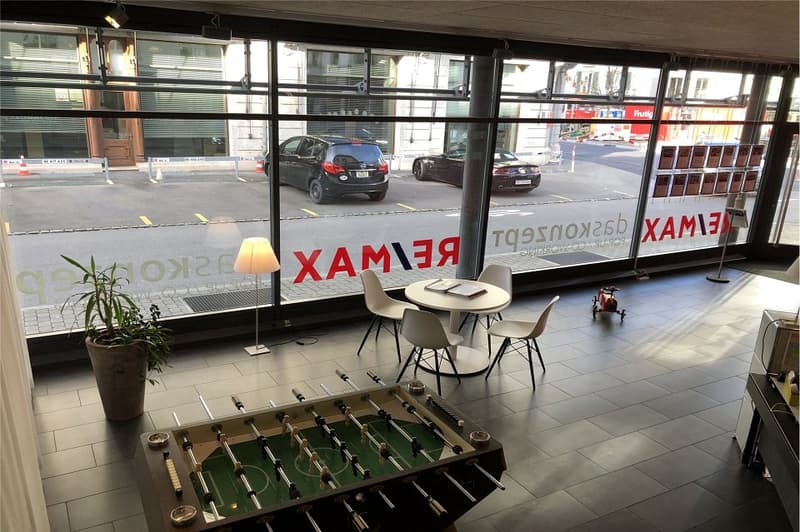 Co Working Workspace in Office Community (8)