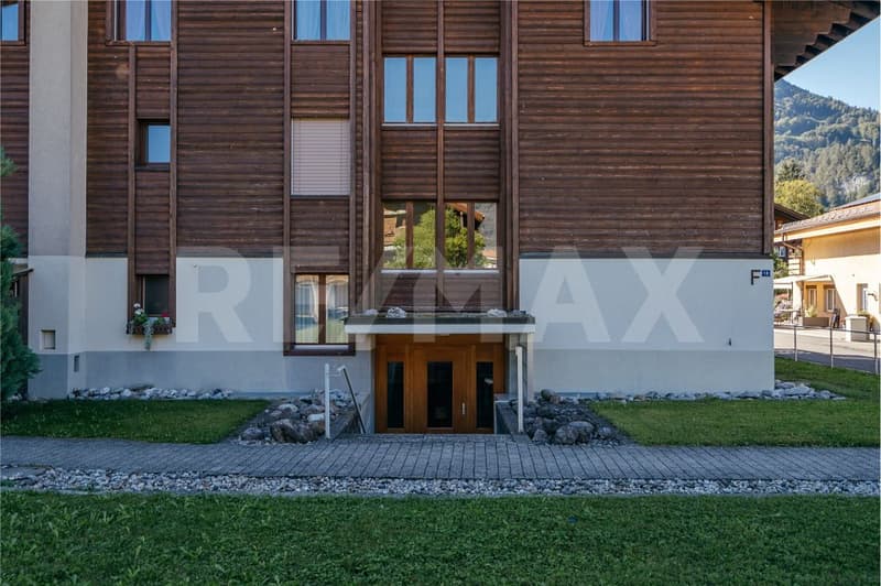 Attraktive 3.5-Zimmer-Parterrewohnung mit Gartenterrasse in Wilderswil (13)