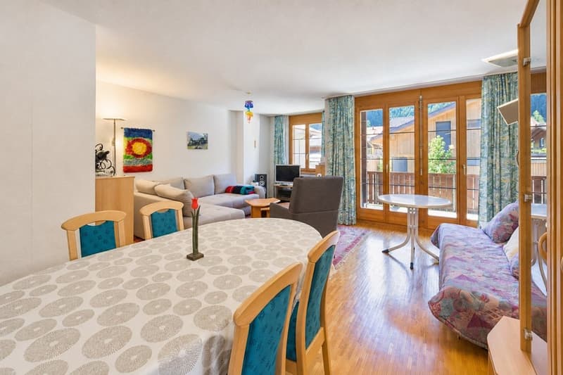 Einladende 4.5-Zimmer-Wohnung mit viel Wohnkomfort in Wilderswil (2)