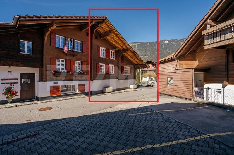 Charaktervolle Liegenschaft mit zwei Wohnebenen, grosszügigem Grundstück und viel Potenzial (3)