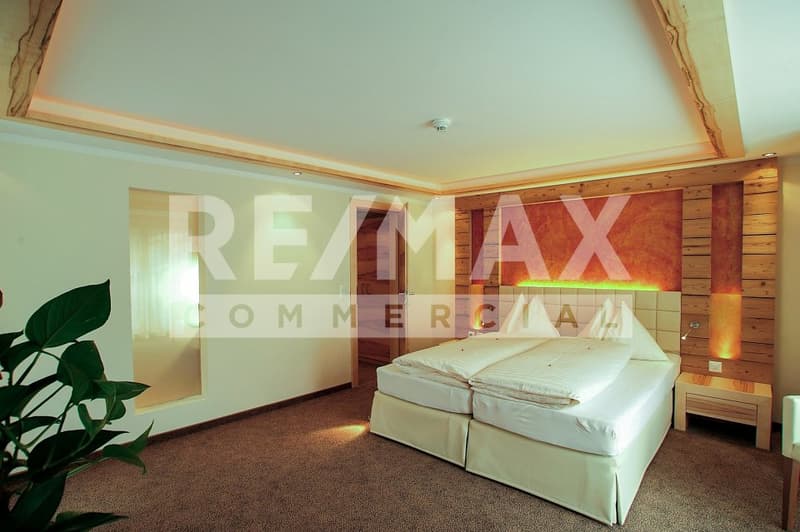 Top Business Property in Samnaun: 4-Star Hotel Garni and Tax-Free Shop (4)