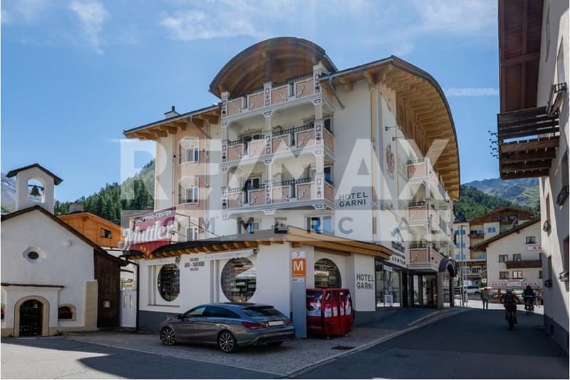 Top Business Property in Samnaun: 4-Star Hotel Garni and Tax-Free Shop (2)