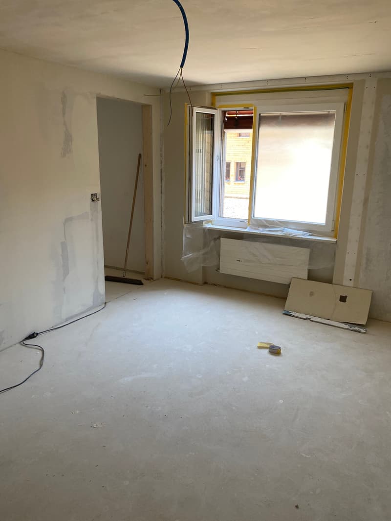 ERSTVERMIETUNG - neuwertige, schöne 2.5 Zimmer Wohnungen (3)
