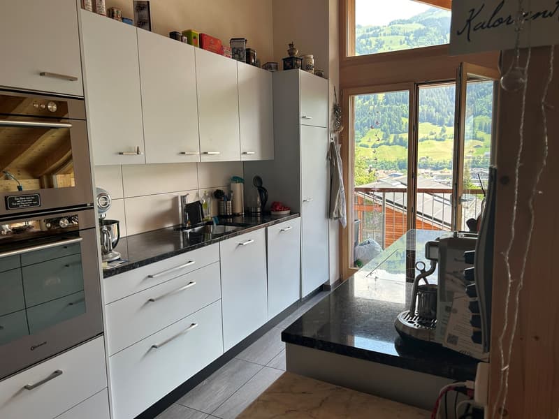 Modern 4.5 room apartment with a view of the Kandertal mountain world (7)