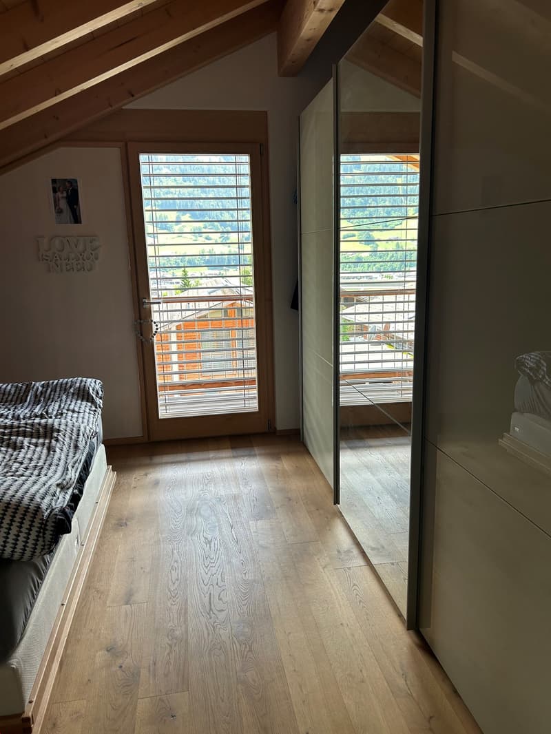 Modern 4.5 room apartment with a view of the Kandertal mountain world (3)