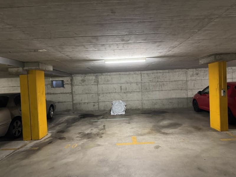 Posto auto in affitto (4)