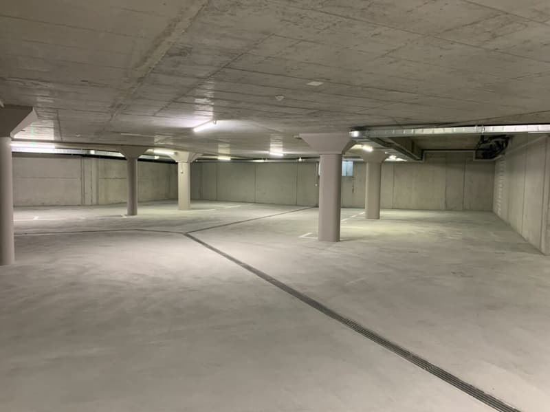 Parking spaces in underground garage / Year of construction 2023 (1)