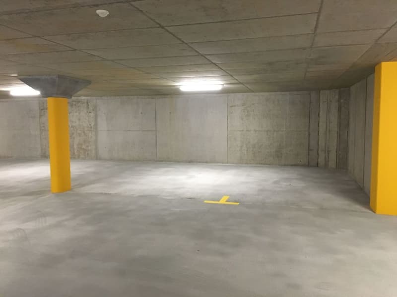 Posto auto extra largo (2)