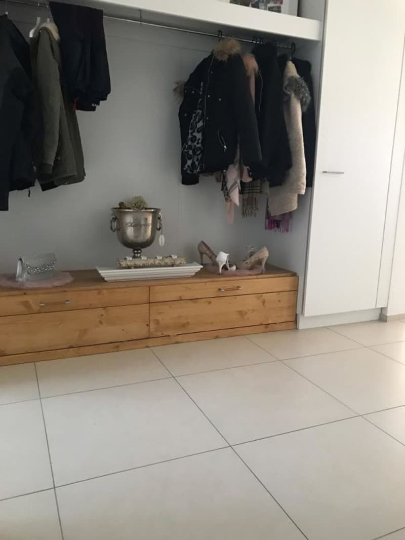 Ansprechende 4.5 Zimmer Wohnung im 1. OG (5)
