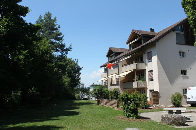 Schöne 3.5-Zimmer-Parterrewohnung mit Sitzplatz (1)