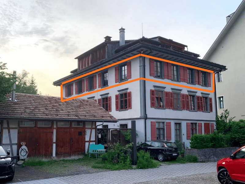 200m² as commercial space or 1-2 apartments (19)