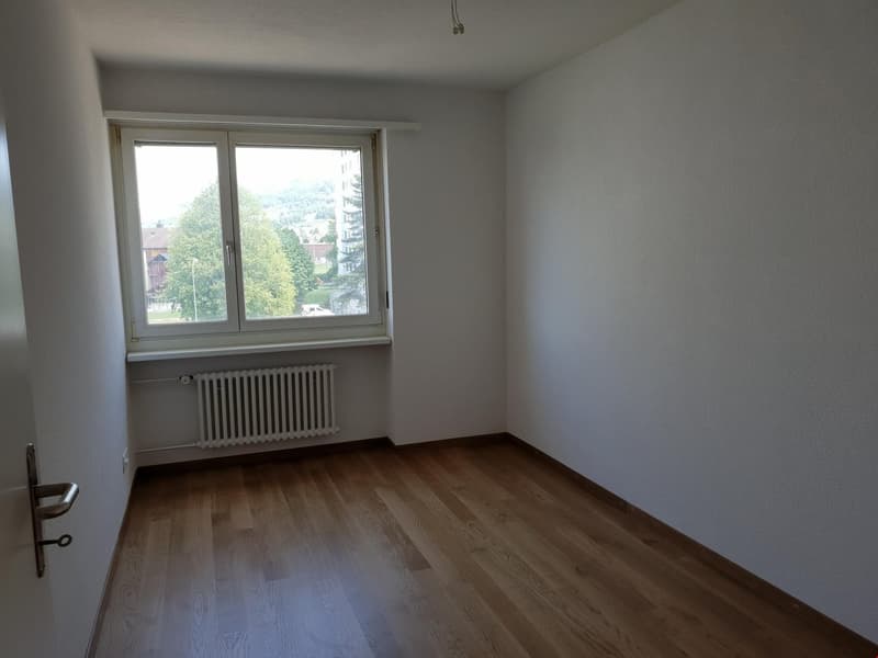 Appartamento 4,5 locali 2° piano est con balcone (9)