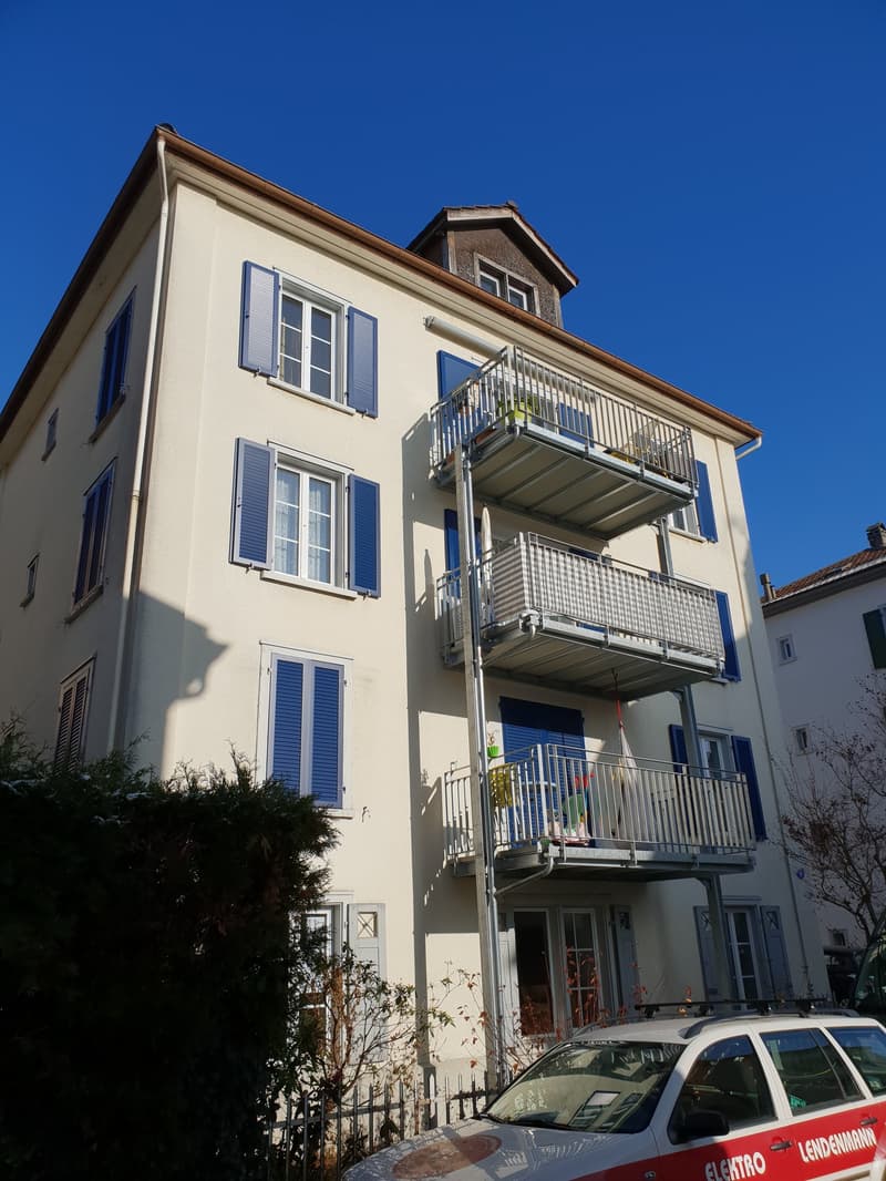 4.0-Zimmerwohnung mit Balkon im 3. OG (2)