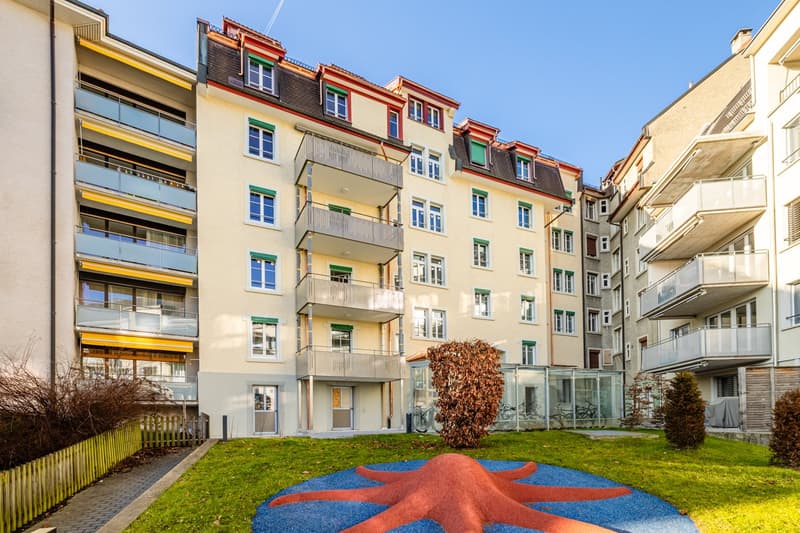 neuwertige 2.0 Zimmer-Wohnung im 3. OG ohne Balkon (2)