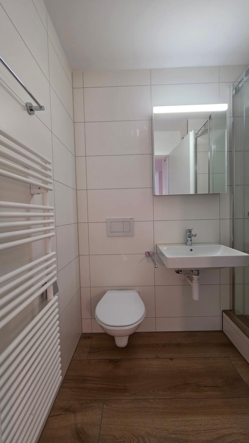 2.0 Zimmer-Wohnung im 1. OG mitte mit Balkon 4m2 (9)