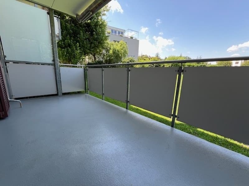 2.5 Zimmer-Wohnung im 1. OG mit Balkon (5)