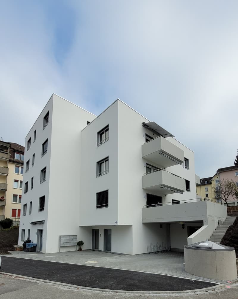Moderne 3.5-Zimmer-Attikawohnung 86m2 mit Terrasse 93m2 und Balkon (14)
