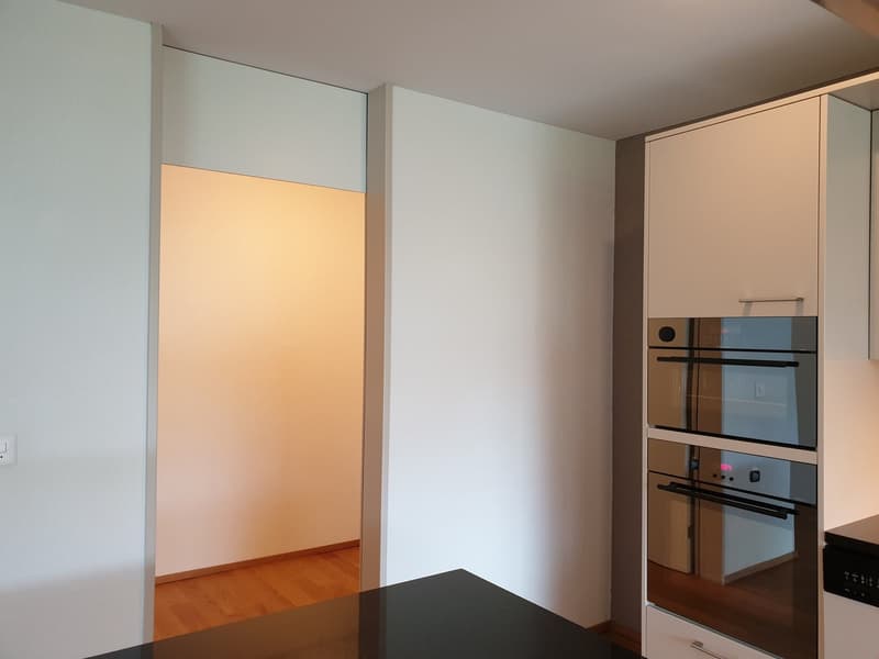 4.5 Zimmer-Wohnung im 1. OG mit 24m2 Balkon (5)