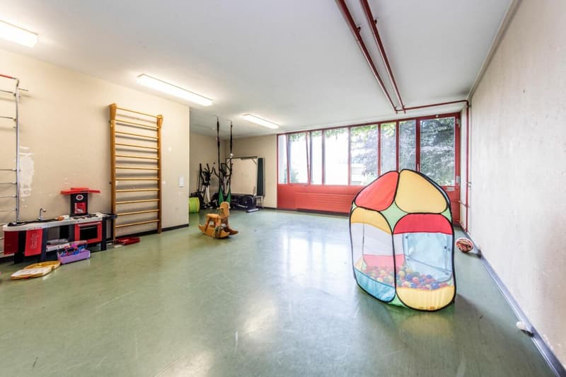 Appartement familial spacieux de 5,5 pièces dans le quartier populaire de Bruggeregg (15)
