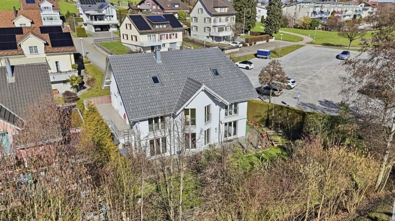 Living with comfort and space - detached family house in Wittenbach (1)